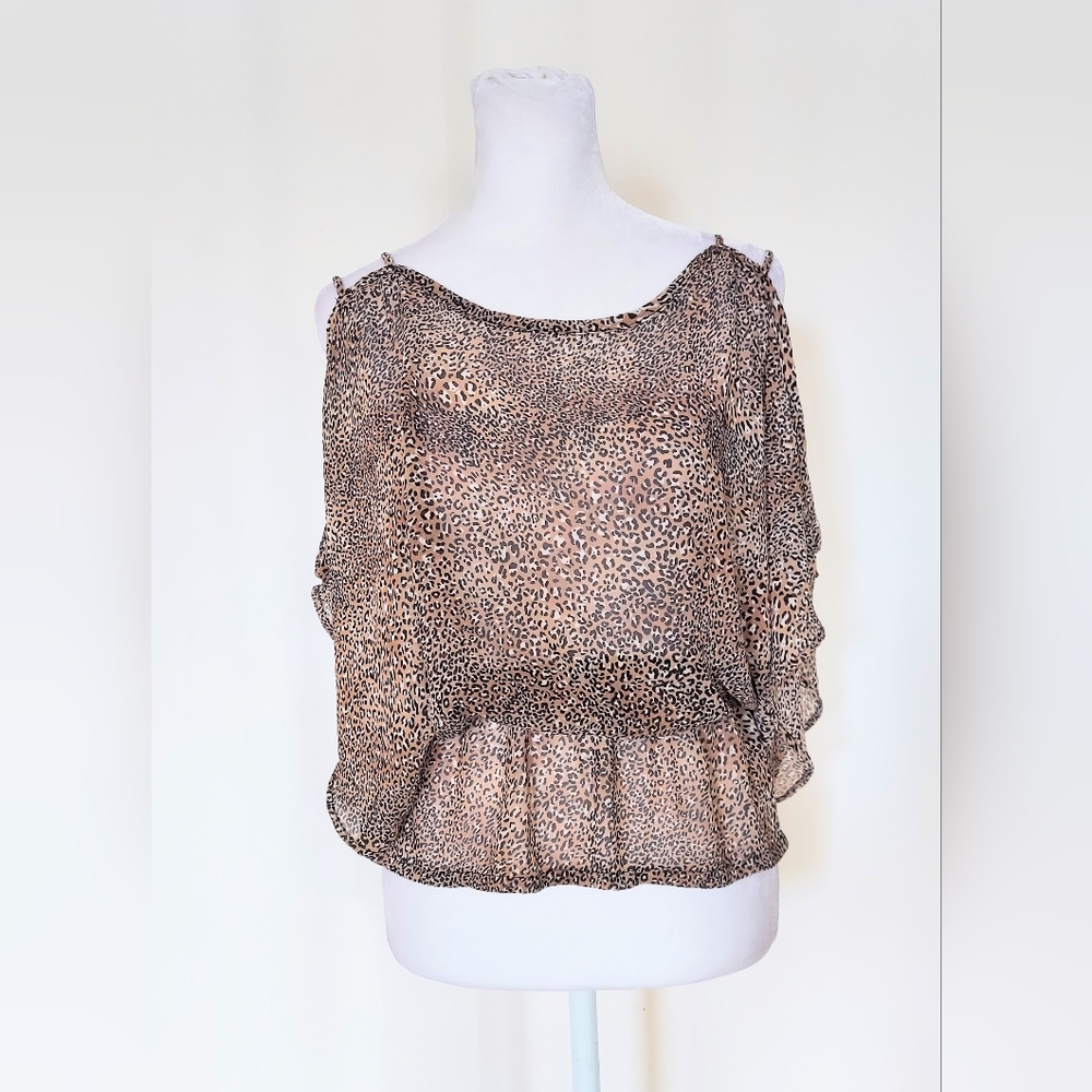 Windsor Cold Shoulder Open Sleeve Animal Print Peplum Top Shirt Size Small